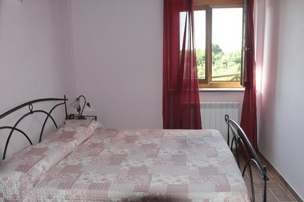 Agriturismo Vallesessanta Grotte di Castro Kültér fotó